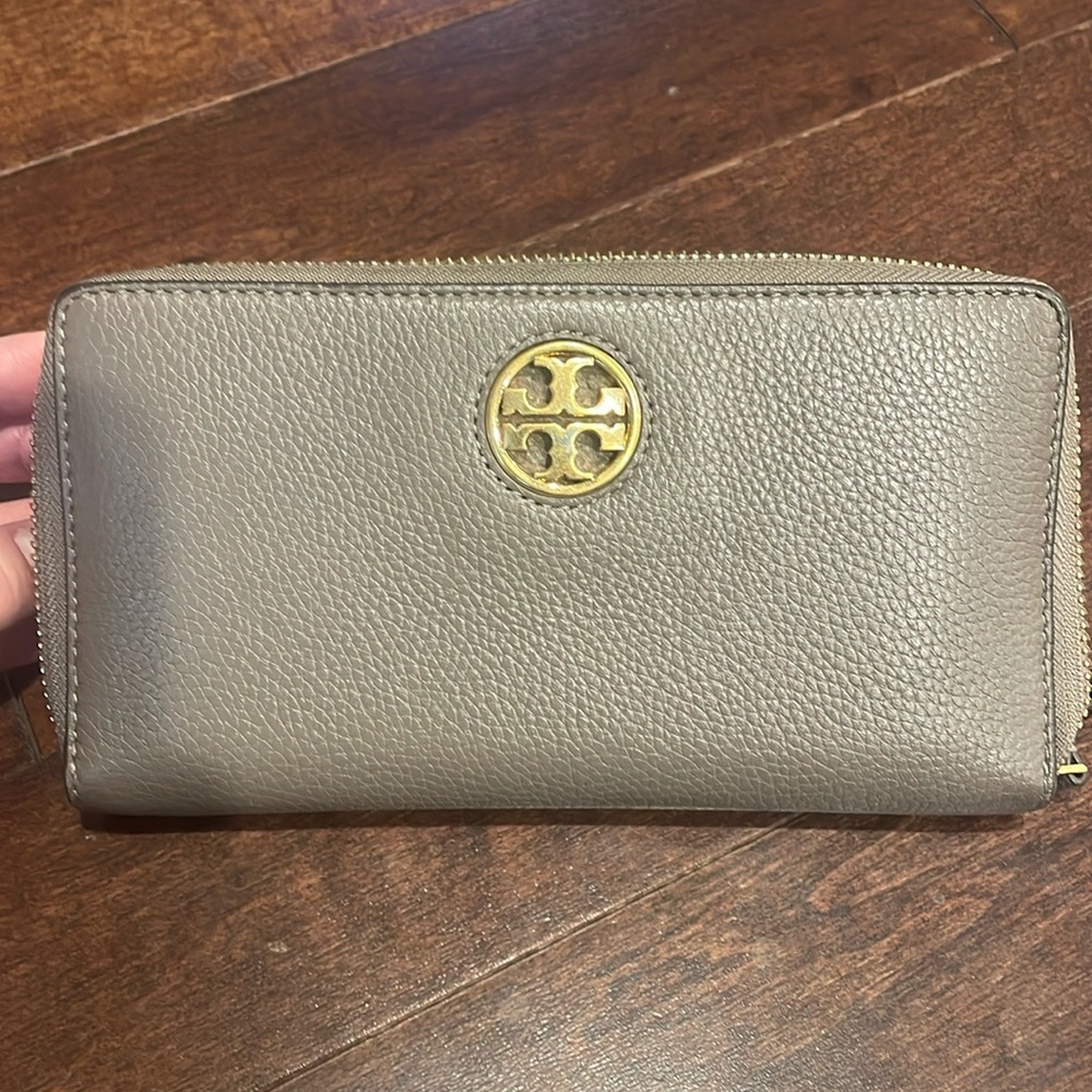 Tory Burch Wallet